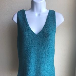 C'EST CITY TURQUOISE TANK TOP! size small